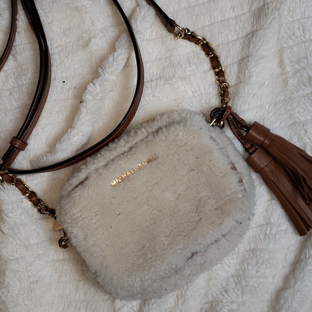 Michael Kors small crossbody purse - Picture 3 of 5